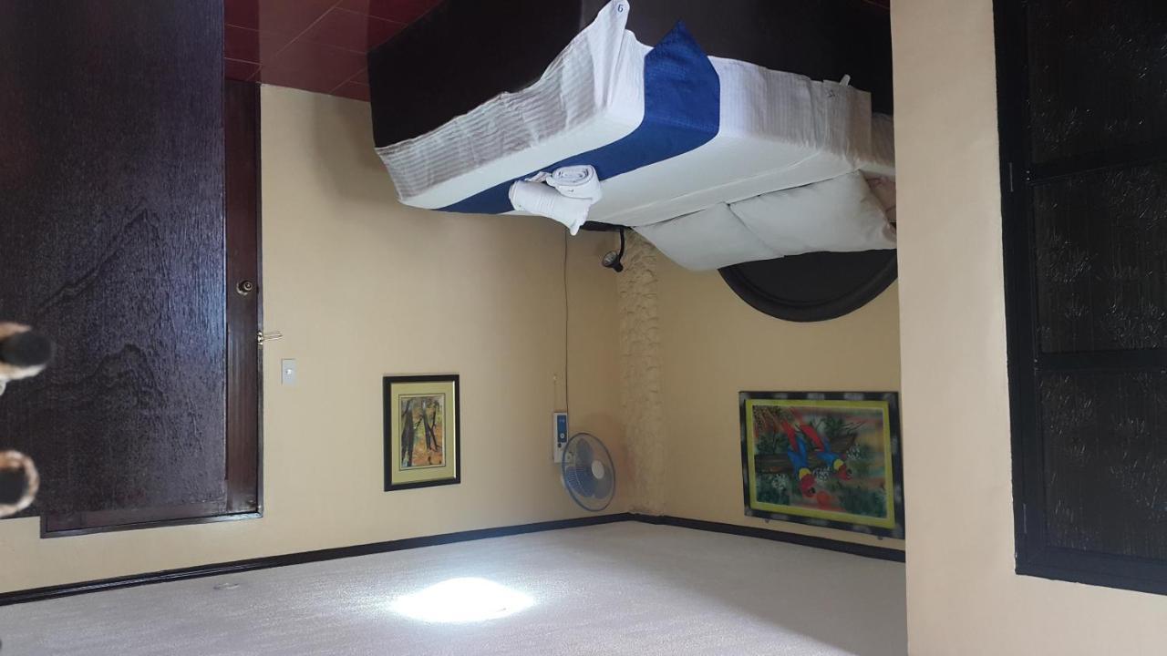 Treasure Island Resort Olongapo Bilik gambar